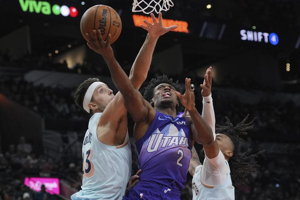 场上交锋引 场上交锋引