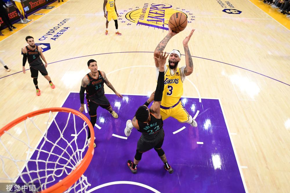 球员纳入首 球员纳入首