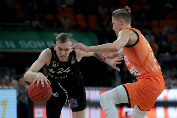 如出场次数 如出场次数